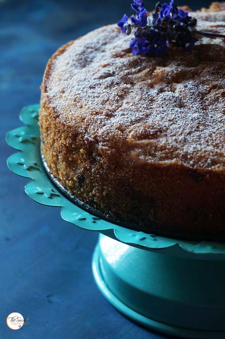 Spiced Raisin Coffee Cake