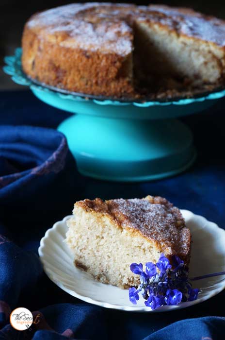 Spiced Raisin Coffee Cake