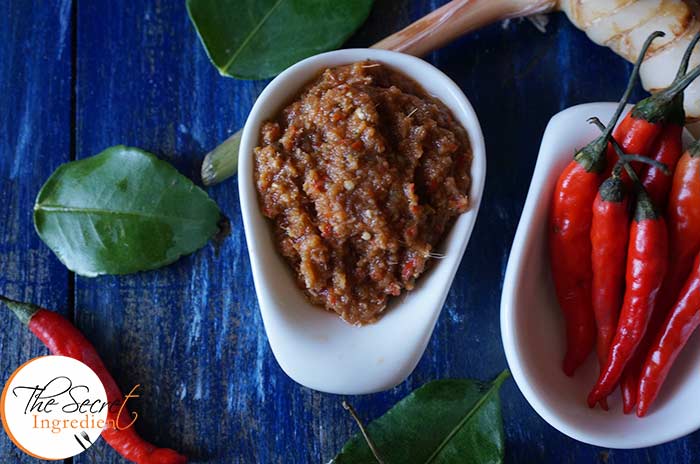 ThaiRedCurryPaste_Featured2