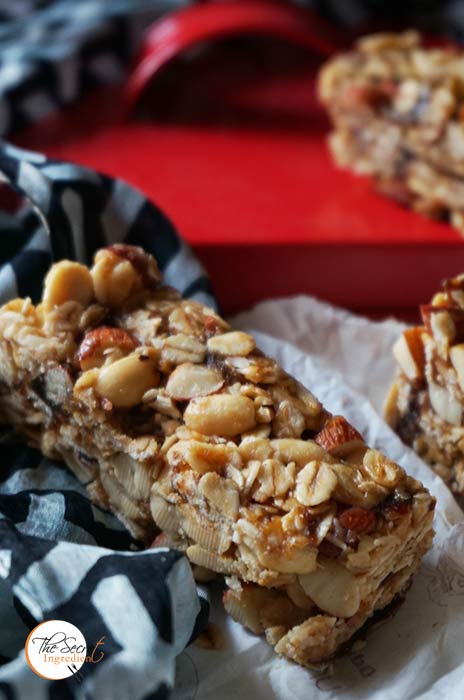 Energy-Bars-Oats-Almond-Feaatured3