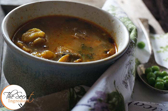 Mushroom Matar | Peas and Mushroom Spicy Soup | Khumb Matar Thin Curry ...